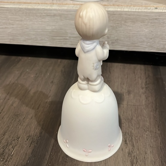 Precious Moments Bell - Picture 2 of 3